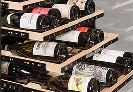 La cave à vin polyvalente: Stockage et conservation pour toutes vos boissons